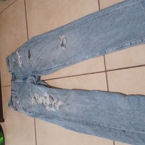 american eagle ripped jeans